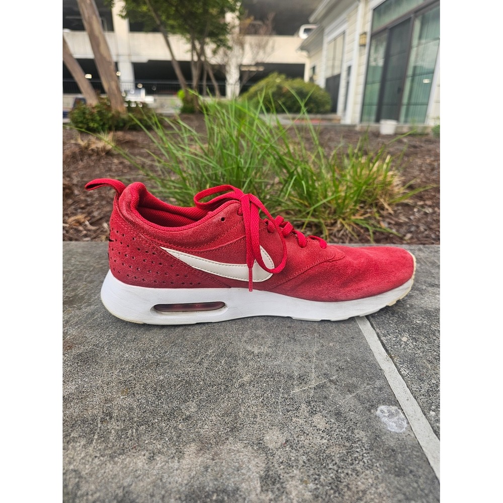Nike Air Max Tavas Mens 9.5 Red Suede White Swoosh Low Top Sneakers 802611-601 ~ - Picture 6 of 10